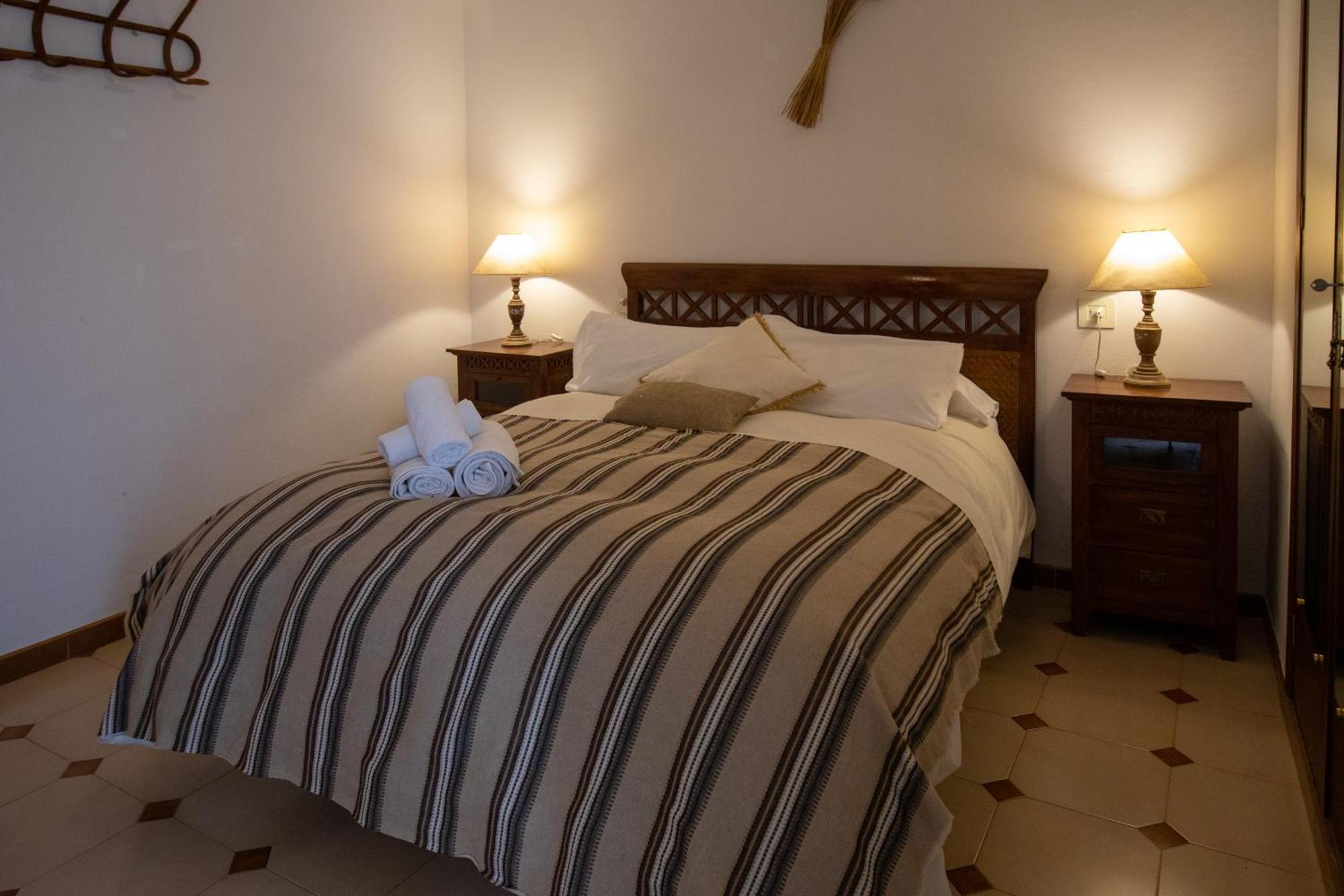 La Casa De La Lela Villa Setenil De Las Bodegas Room photo